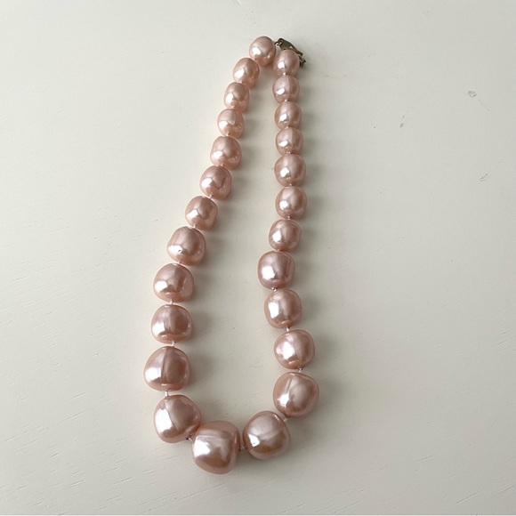 Gorgeous vintage champagne blush faux chunky pearl choker necklace midcentury - Picture 2 of 10